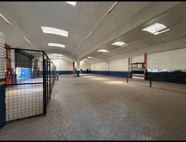4,833M² WAREHOUSE TO LET IN ALRODE